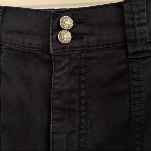 Garage Black Cargo Pants Size Large ✨ - Picture 3 of 9